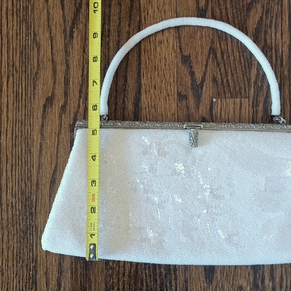 Vintage White Beaded Clutch Purse - Picture 7 of 10